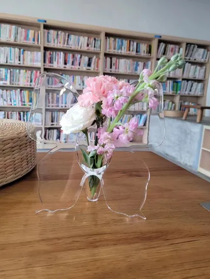 Crystal Clear Acrylic Vase Ornaments 