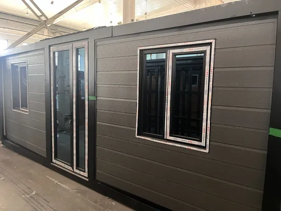 Modern Outdoor Aluminum Louvre Roof System Prefab Houses Steel Structure Villa Tiny House Prefabricated Houses Container Home Steel Building Homes 